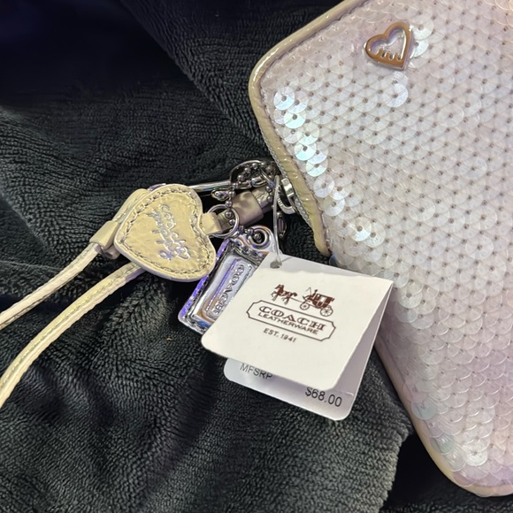 VINTAGE Rare Coach Opal Poppy Sequin Rocker bag with matching wristlet! - Picture 9 of 10